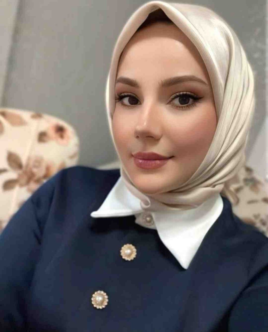 Mutlu Daha Güzel Bir Gelecek Escort Bayan Alvira