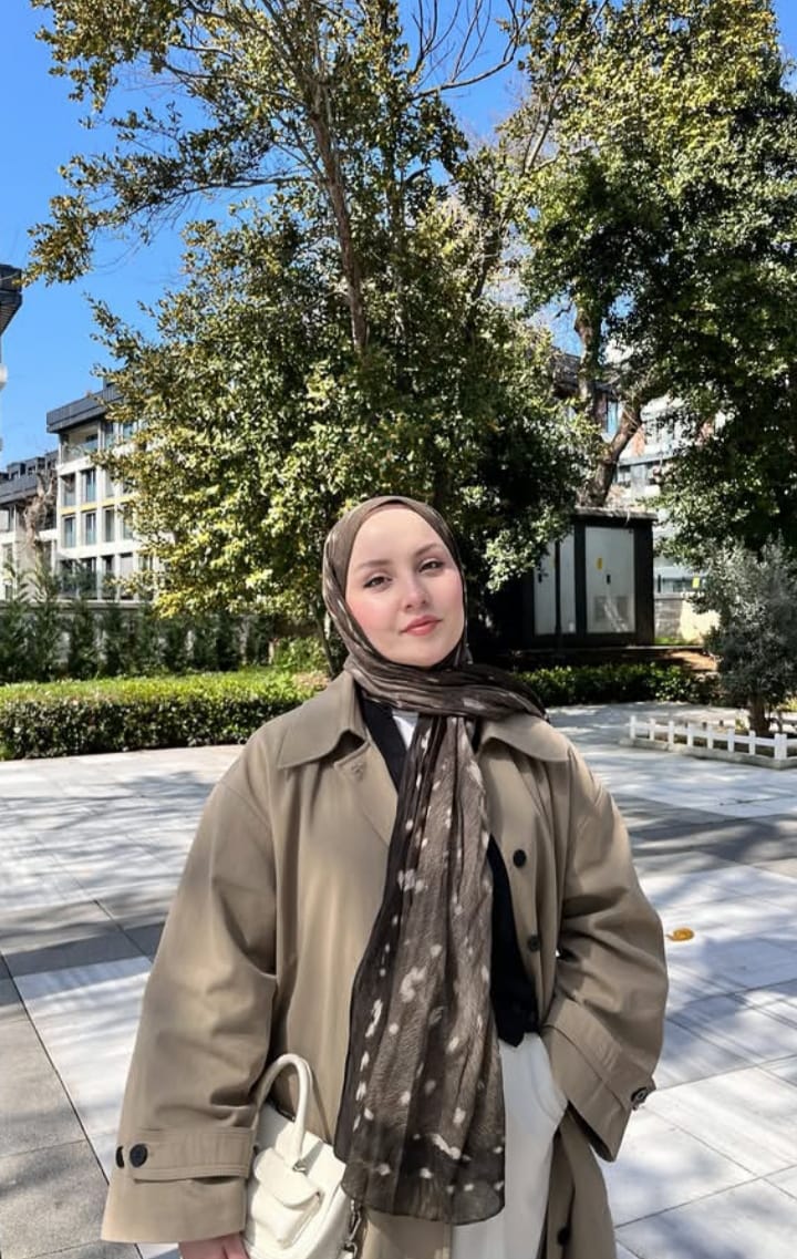 Karaayıt Sabırlı Kadın Escort Vildan